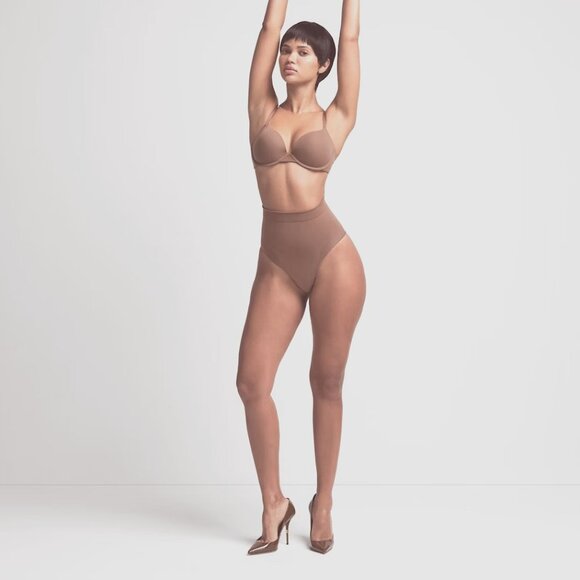 SKIMS Seamless Sculpt Mid Wait Brief L/XL NEW Fast Shipping! - Picture 1 of 2